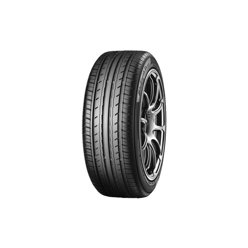 Yokohama BluEarth-Es ES32A 235/45 R17 97V